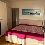 Traumapartment Neben Universitaet Und Lakeside In ! * Klagenfurt am Woerthersee