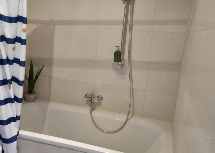 דירה Traumapartment Neben Universitaet Und Lakeside In ! *